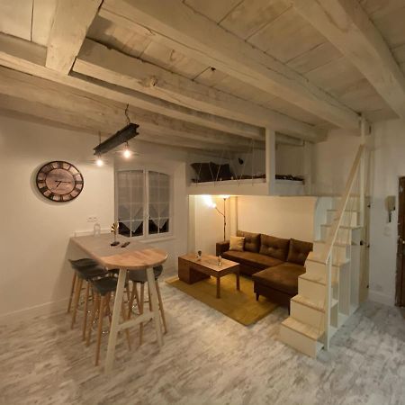 Indu'Style Apartment บัวร์ ภายนอก รูปภาพ